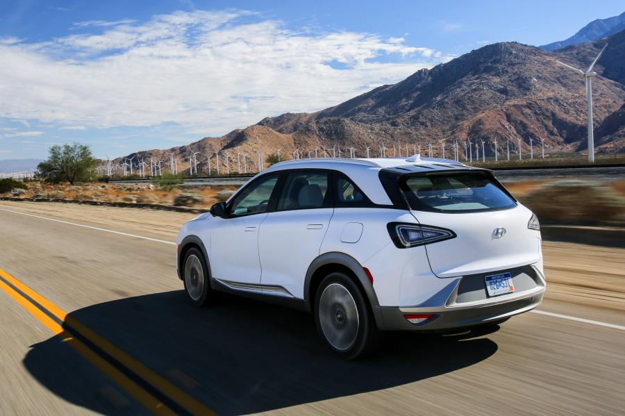  Hyundai NEXO 2018 года  (NA) (фото 39 из 83)
